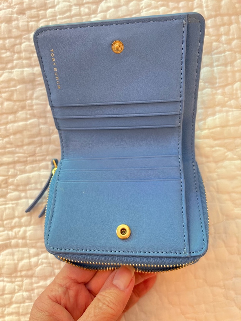 Tory Burch Wallet Cornflower Blue EUC - Picture 3 of 4